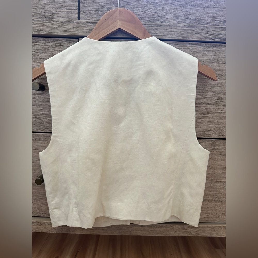 Banana Republic Ivory Linen Vest 10 - Picture 3 of 5